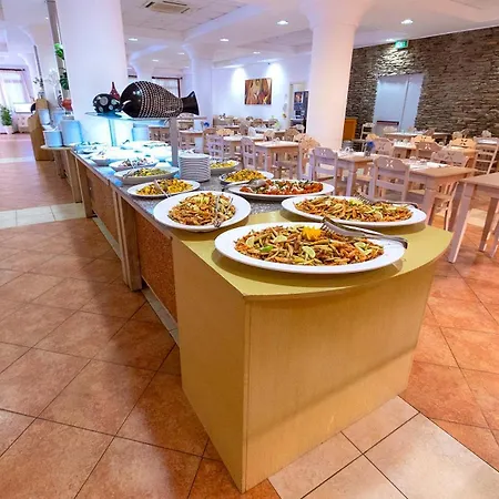 Hotell Cala Della Torre