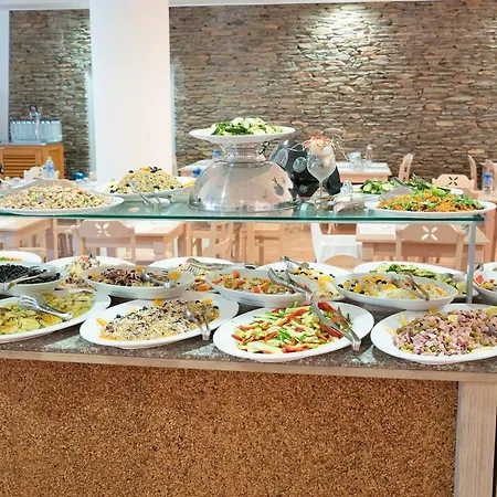 Hotell Cala Della Torre 4*