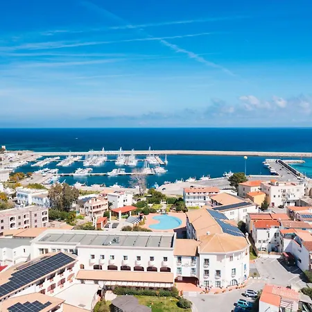Cala Della Torre La Caletta