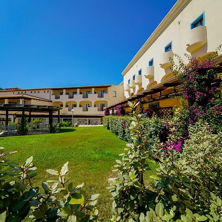 Cala Della Torre Hotel La Caletta