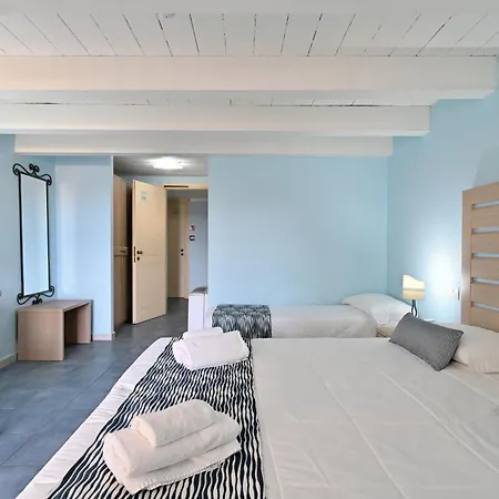 Cala Della Torre La Caletta